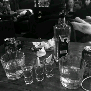 女生被男生插入动漫
